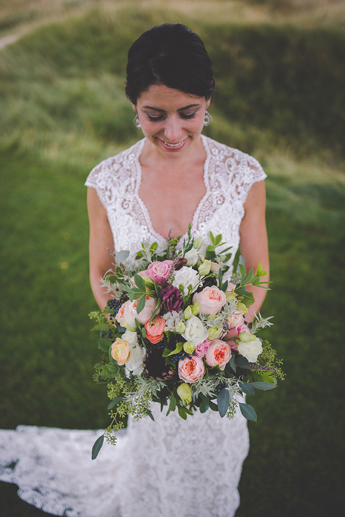 blush, peach, lavender flowers, bouquet, floral, blooms, bouquet