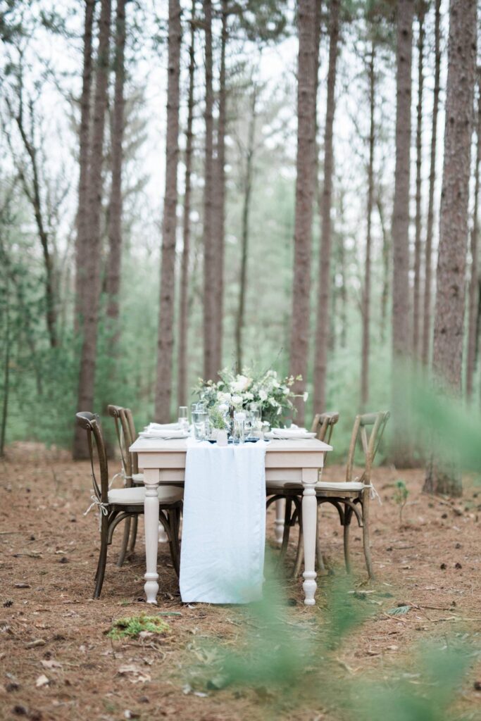 ETHEREAL FOREST WEDDING SHOOT AT BURLAP & BELLS