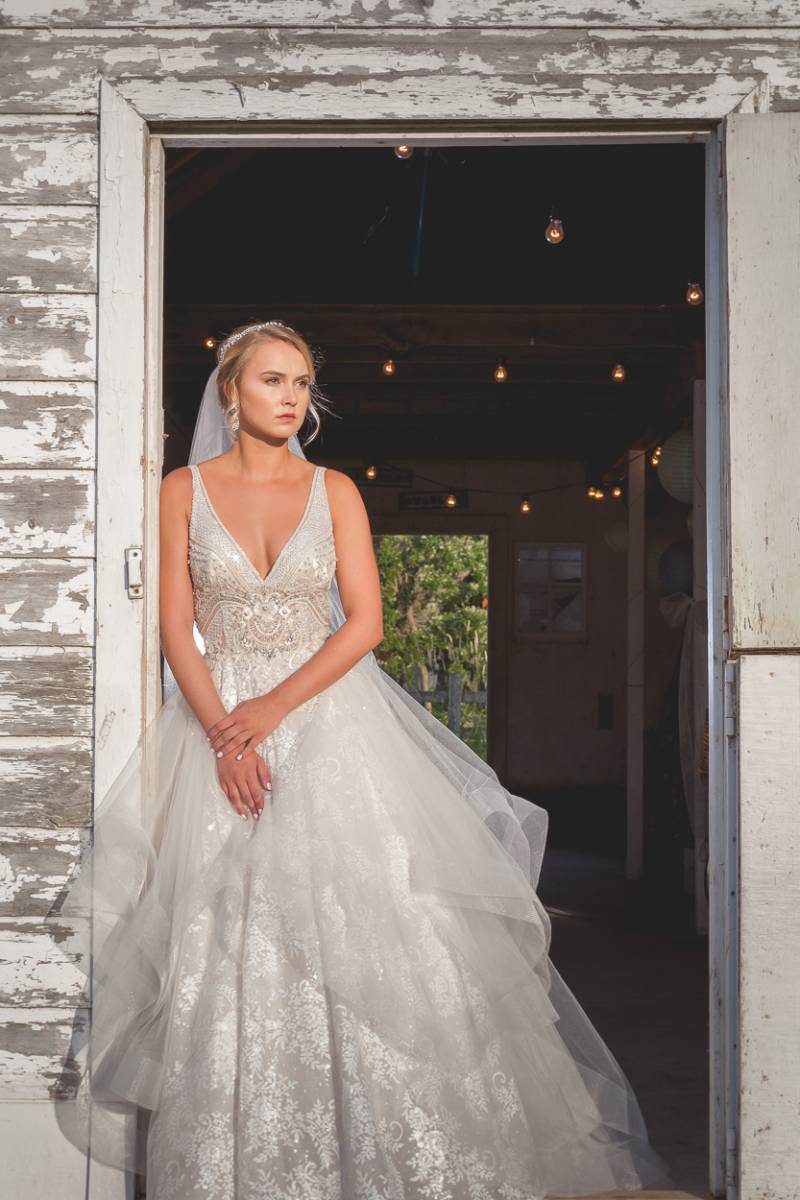 bridal dress, bridal gown, wedding dress, wedding gown, wedding fashion inspiration shoot, bridal sh