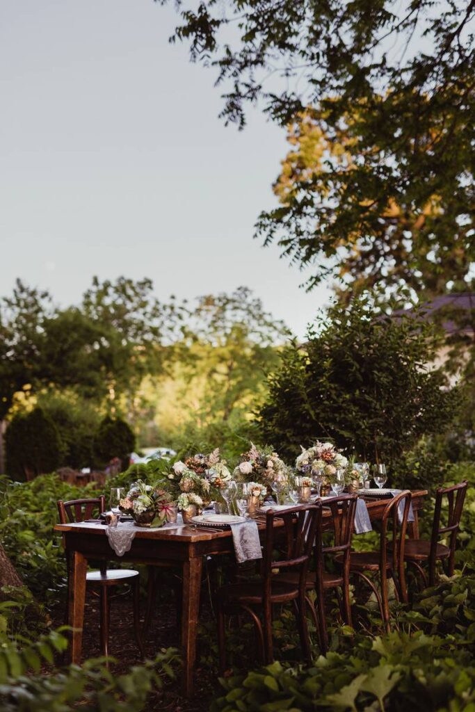 WHIMSICAL ENCHANTED EDITORIAL INSPIRATION IN THE FOREST