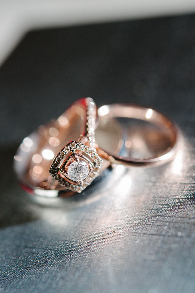 rose gold wedding ring