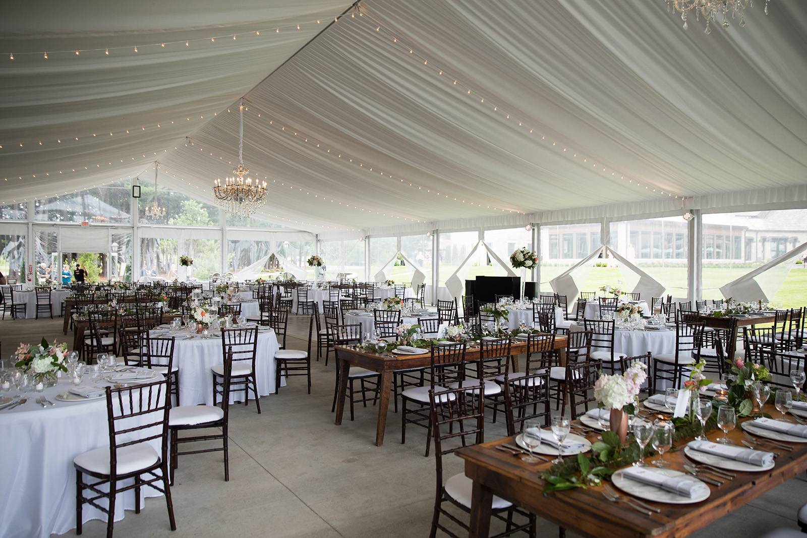 wisconsin country club tented wedding  venue