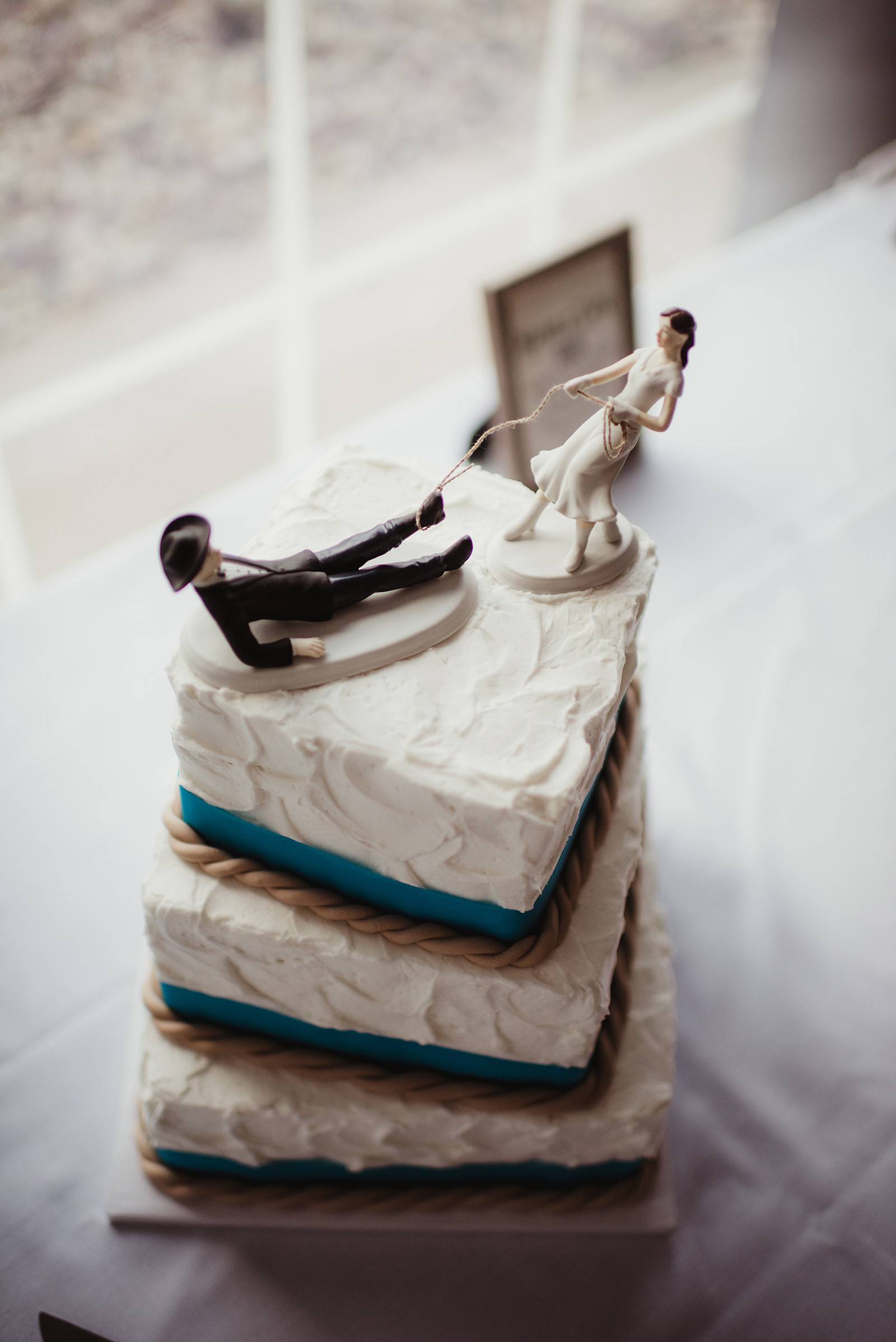 country western
rodeo horse wedding cake