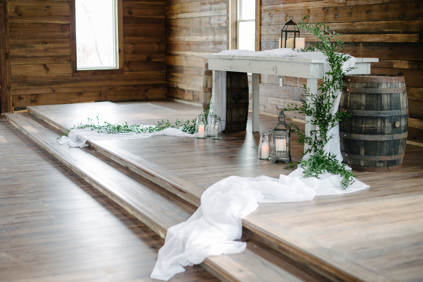 ceremony floral lantern decor greenery