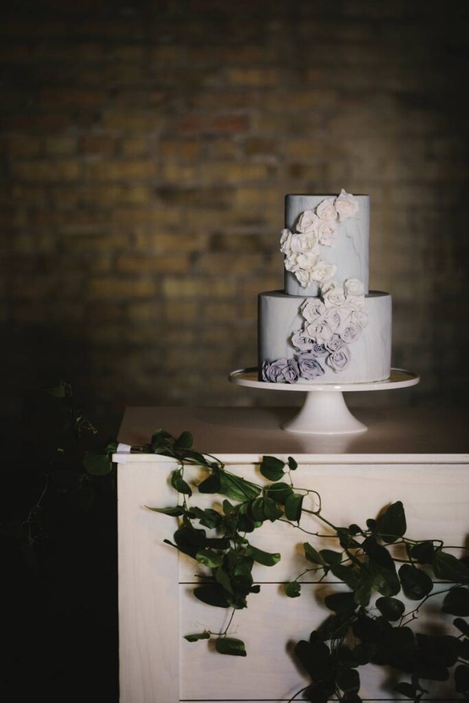 2019 WEDDING CAKE AND DESSERT STATION TRENDS FROM MADISON BAKERIES