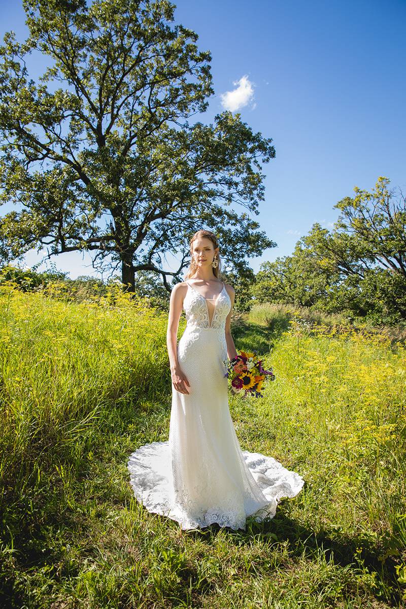 wedding gown, wedding bouquet