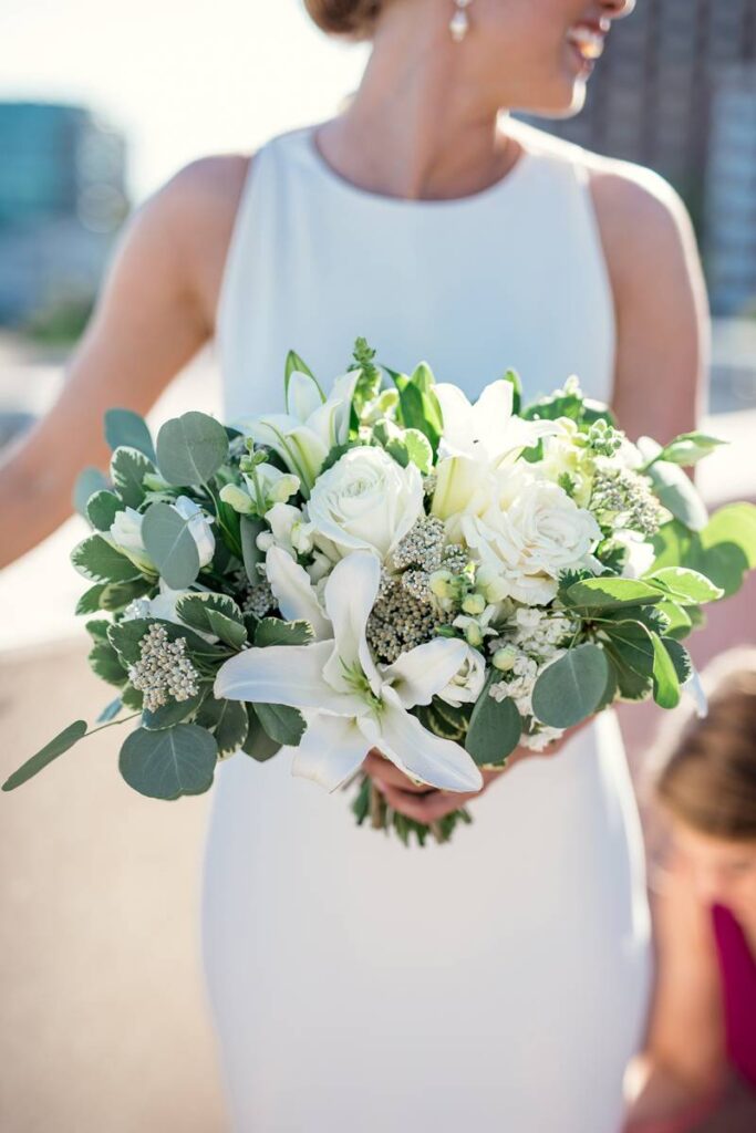 ROMANTIC AND CLASSIC MADISON WEDDING IN A NEUTRAL COLOR PALETTE | ELAINA + NATE