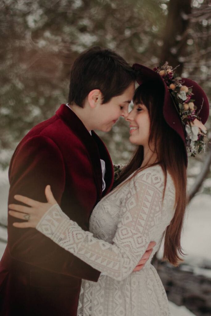 WINTER BOHO ELOPEMENT INSPIRATION