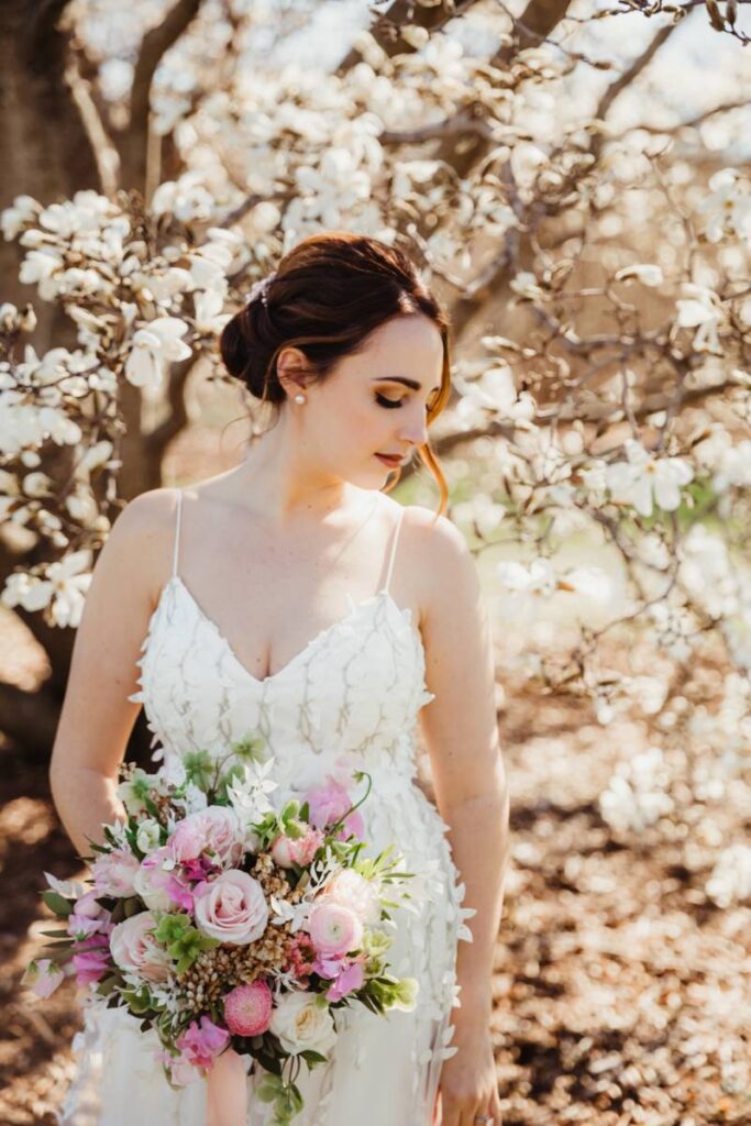MAGNOLIAS IN BLOOM STYLED WEDDING SHOOT