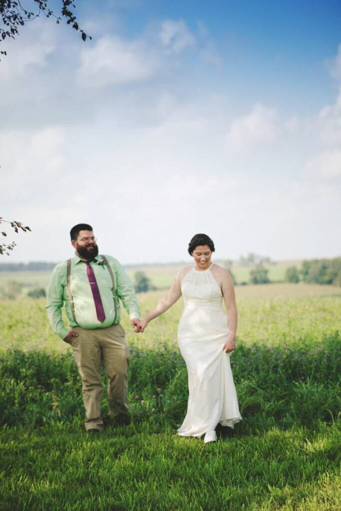 FALL IN LOVE WITH THIS SIMPLE + RUSTIC WISCONSIN WEDDING | BROOKE + BRAD