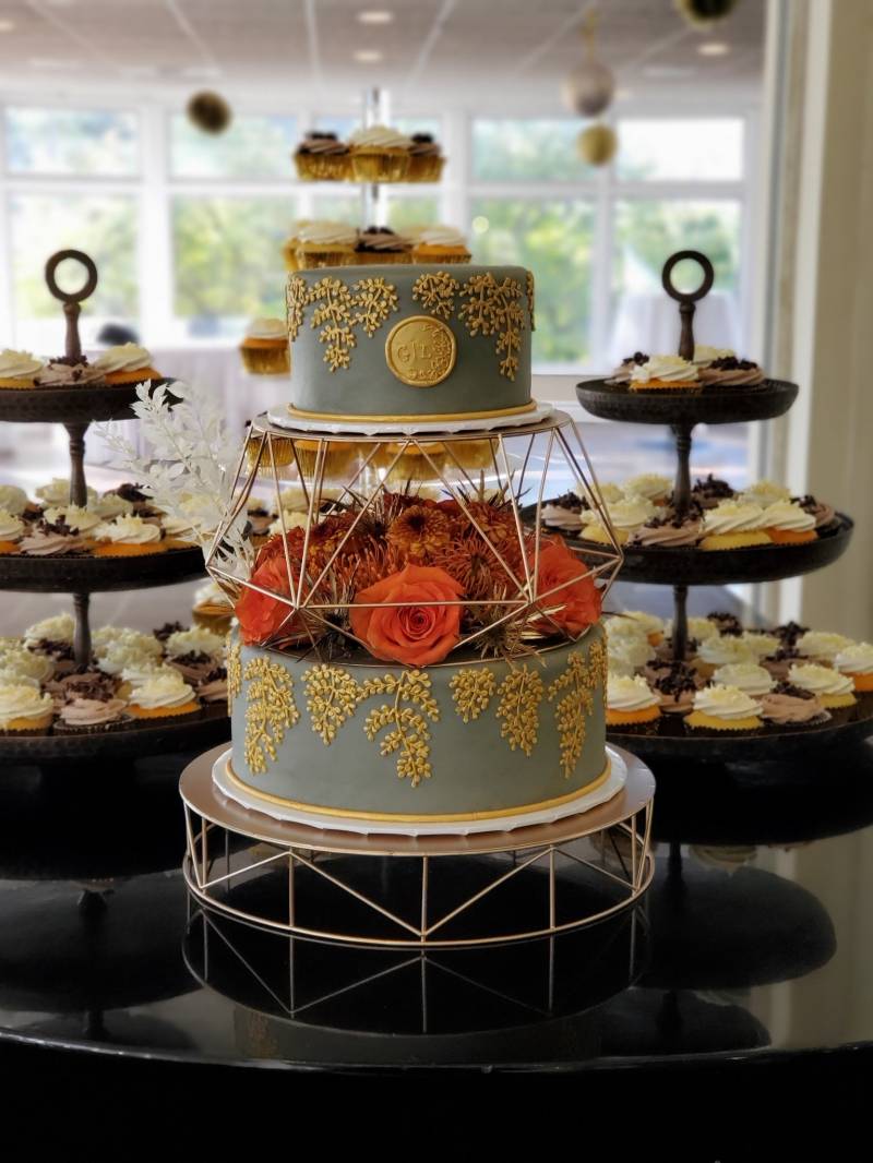 1156698-43903-l-56483yDyPaqE