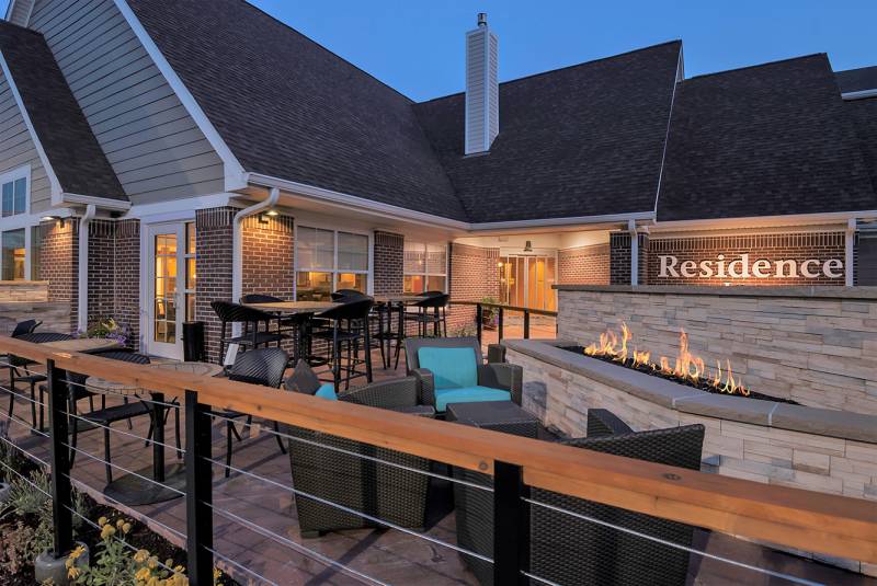 712807-34571-l-564835EZe6UT