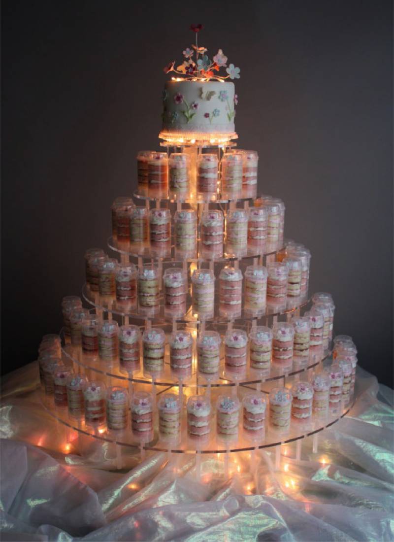 739166-22963-l-56483UXeNEtu