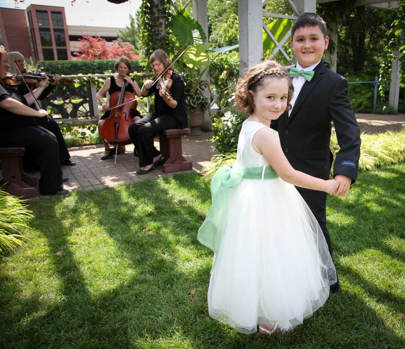 749790-14806-l-56483EBatE8E