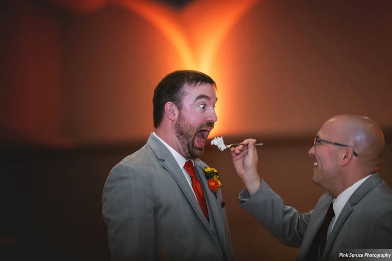 1016873-41570-l-56483MEta5eg