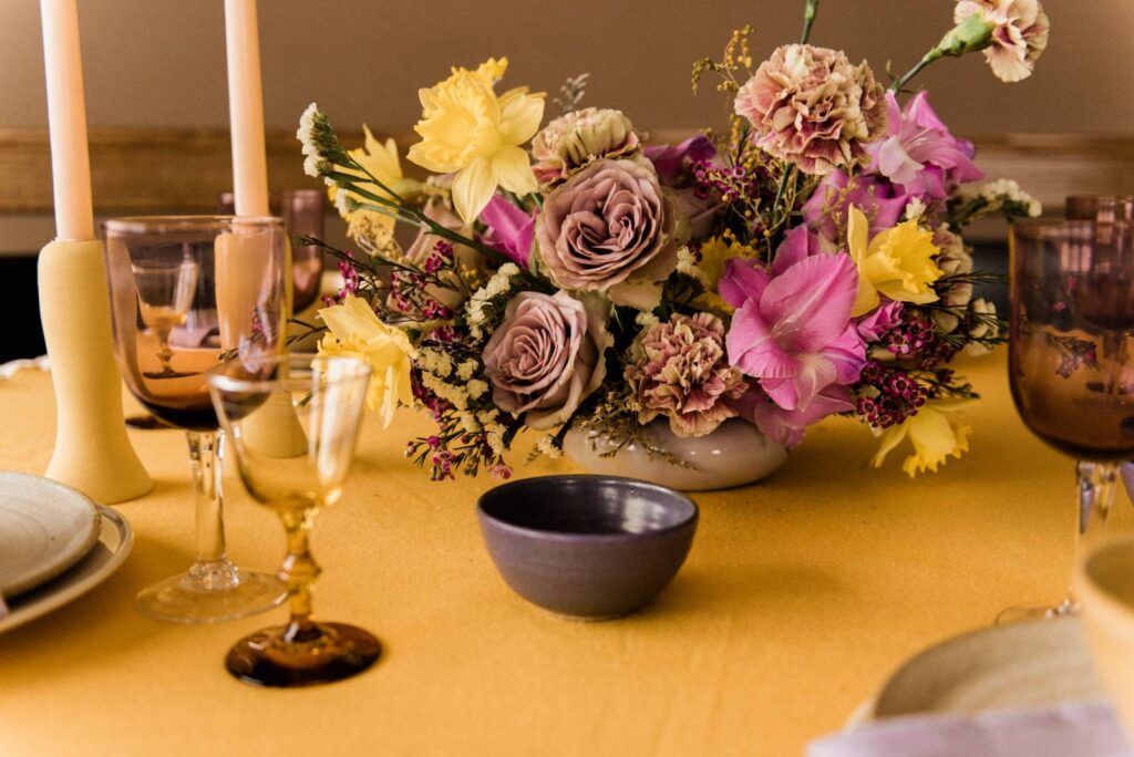 VINTAGE AND BRIGHT STYLED WEDDING SHOOT