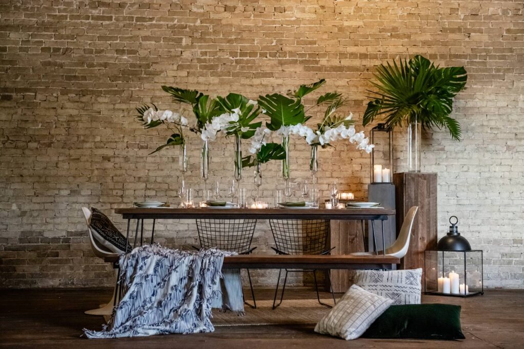 MOODY AND BOTANICAL MODERN WEDDING STYLED SHOOT | MADISON WEDDING INSPIRATION