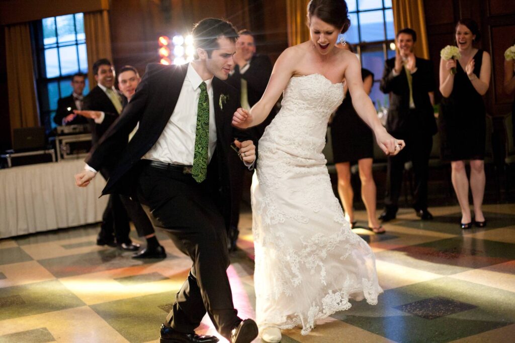 VENDOR SPOTLIGHT | DJ MAGIC ENTERTAINMENT – MADISON'S BEST DJ | MADISON WEDDING DJ + ENTERTAINMENT