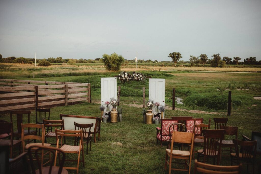 RUSTIC + SWEET HOMETOWN FARM WEDDING SCAPE | MADISON WEDDING INSPIRATION