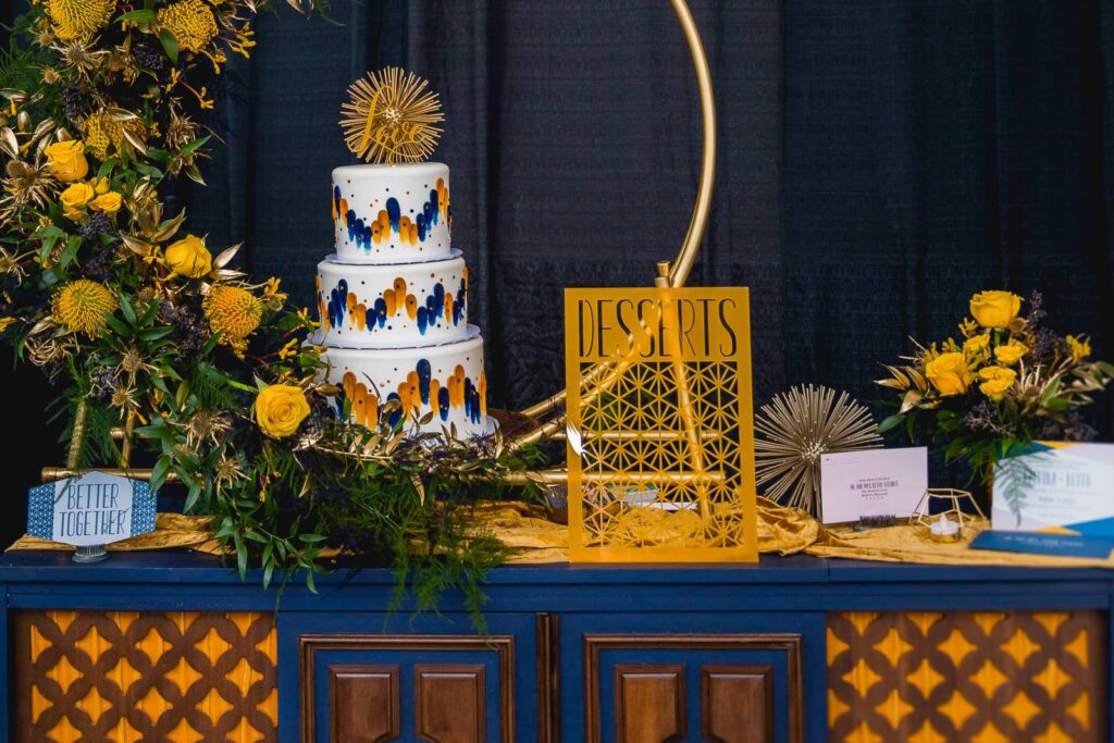 COLORFUL, UPBEAT MID-CENTURY MODERN WEDDING SCAPE