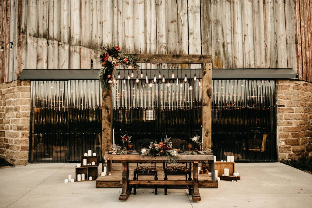 GOLDEN, SUN-TOUCHED VINTAGE STYLED WEDDING SHOOT AT THE OCTAGON BARN | WISCONSIN WEDDING INSPIRATIO