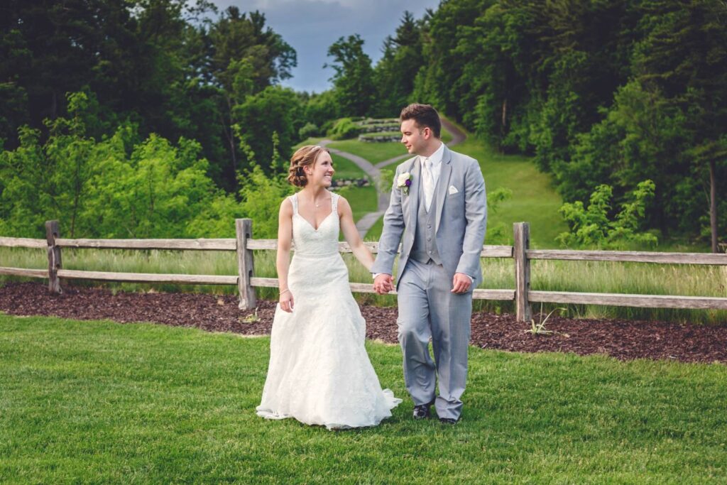 VENDOR SPOTLIGHT | WILDERNESS HOTEL & GOLF RESORT | GLACIER CANYON LODGE | WISCONSIN DELLS WEDDING VENUE
