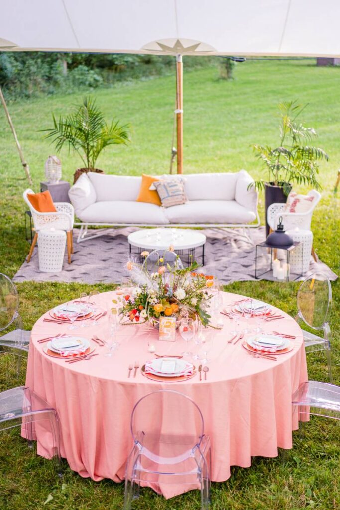 COLORFUL, TROPICAL + SUMMERY OUTDOOR OASIS WEDDING SCAPE