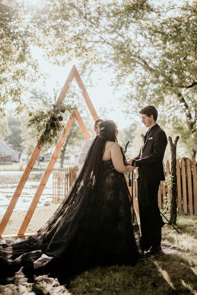 MOODY, INTIMATE + MINIMALISTIC REAL MIDWEST WEDDING | KAILEE + TYLER