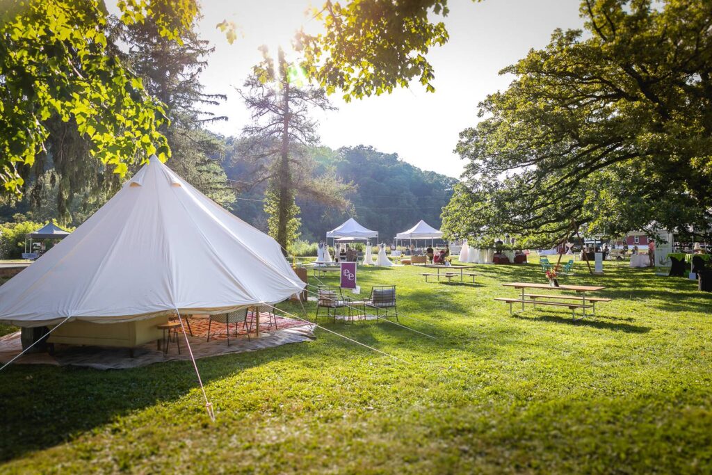 WEDDINGS + WINE: AN OUTDOOR WEDDING SHOW EXPERIENCE RECAP | AUGUST 2020