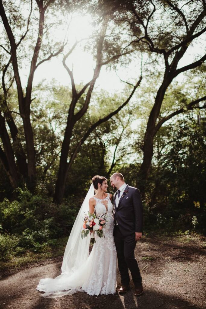 ELEGANT + CLASSIC MEETS NATURAL + OUTDOORSY REAL MADISON, WISCONSIN WEDDING | NICOLE + JUSTIN