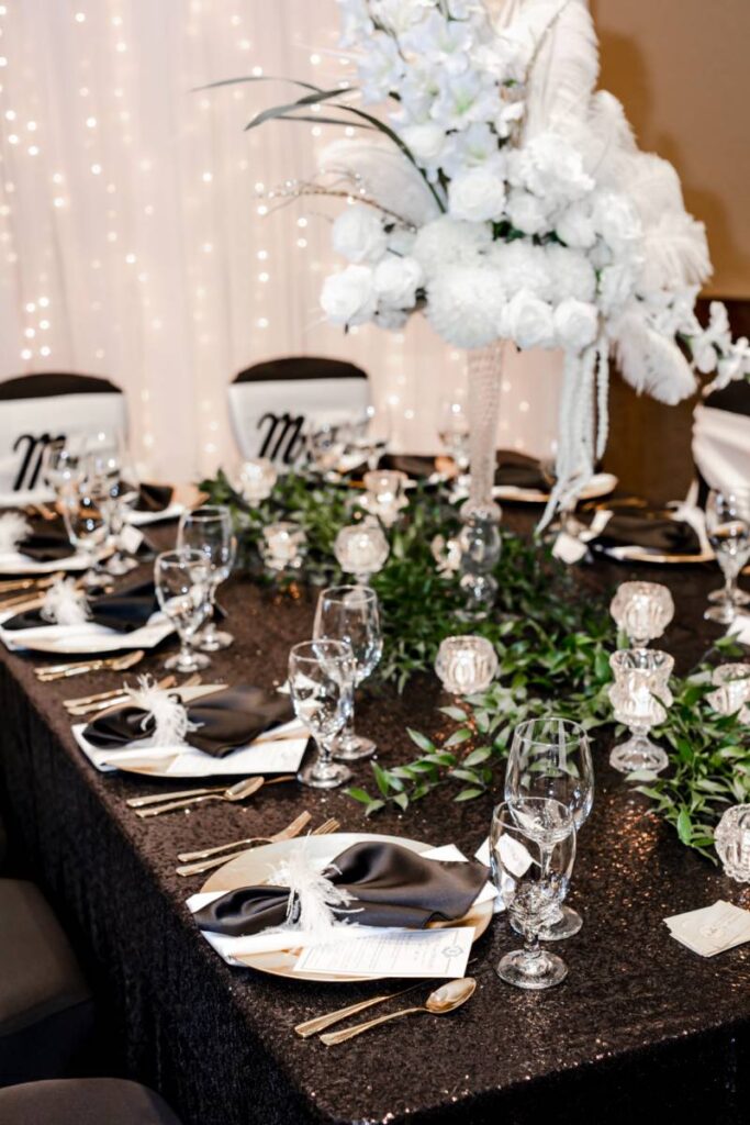 CLASSIC GLAM BLACK + WHITE STYLED WEDDING SCAPE | WISCONSIN WEDDING INSPIRATION
