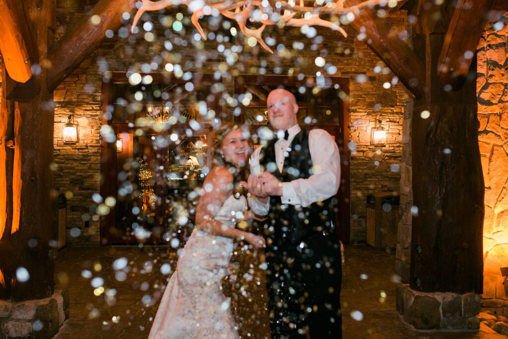 VENDOR SPOTLIGHT | THE CRYSTAL ROOM | WISCONSIN WEDDING VENUE + CATERER fix me 7