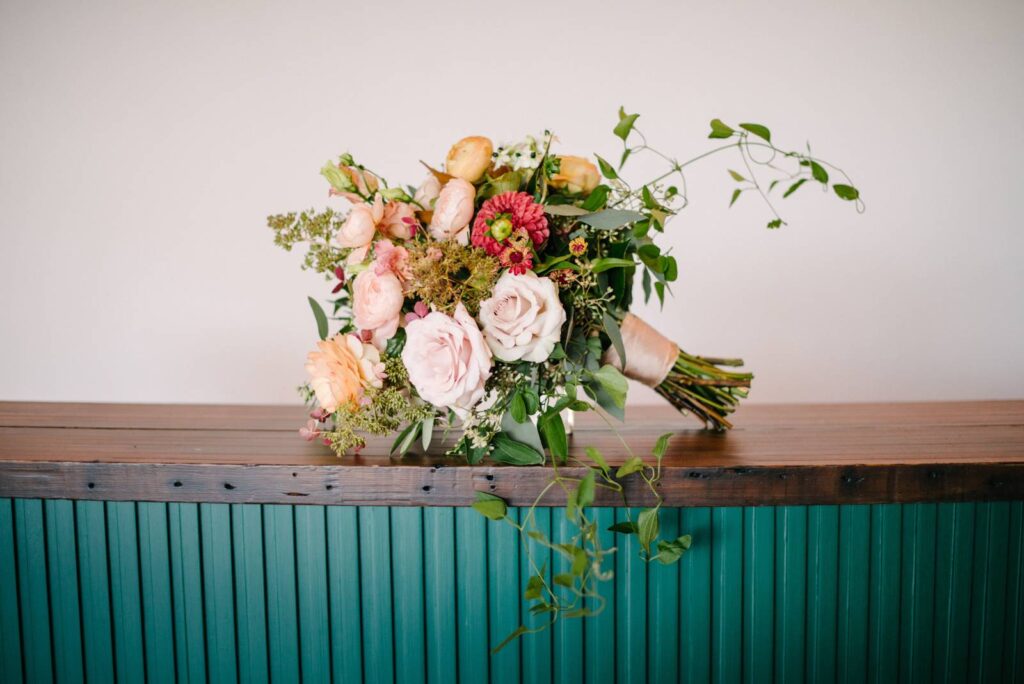 VENDOR SPOTLIGHT | GARDEN LAURELS | MADISON, WISCONSIN WEDDING FLORIST