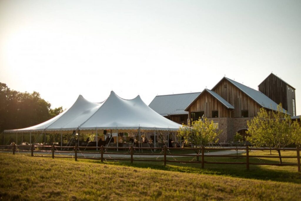 VENDOR SPOTLIGHT | WADE HOUSE | GREENBUSH, WISCONSIN WEDDING VENUE