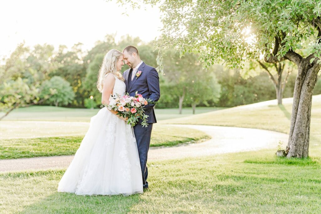 TIMELESS + BRIGHT SPRING GARDEN-INSPIRED WEDDING AT BISHOPS BAY COUNTRY CLUB | SARAH + LUKE