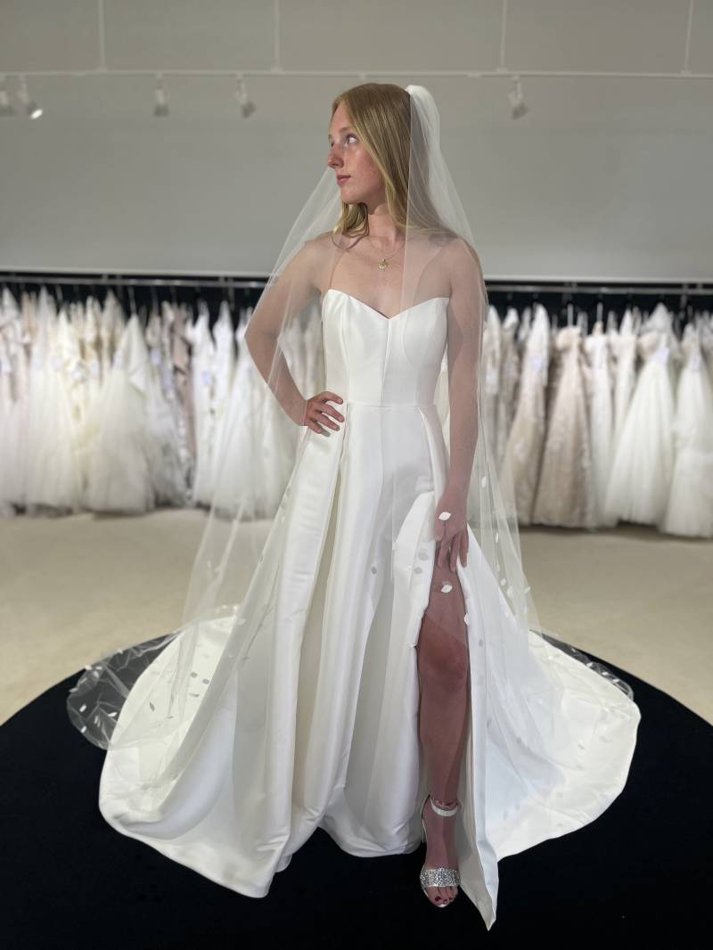 1188311-32492-l-564837YpadaG