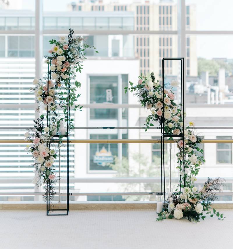 POLISHED METROPOLITAN BLACK + BLUSH WEDDING INSPIRATION AT THE OVERTURE CENTER IN DOWNTOWN MADISON