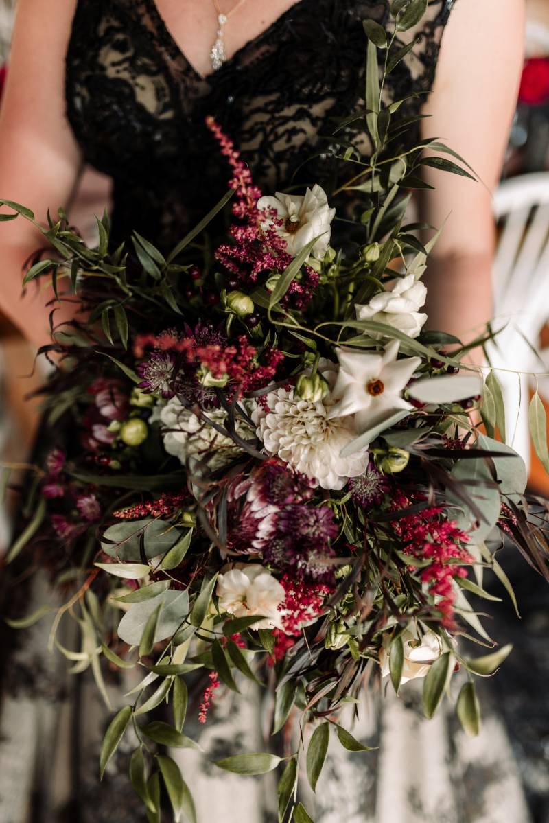 1153055-43904-l-56483baTYmEn