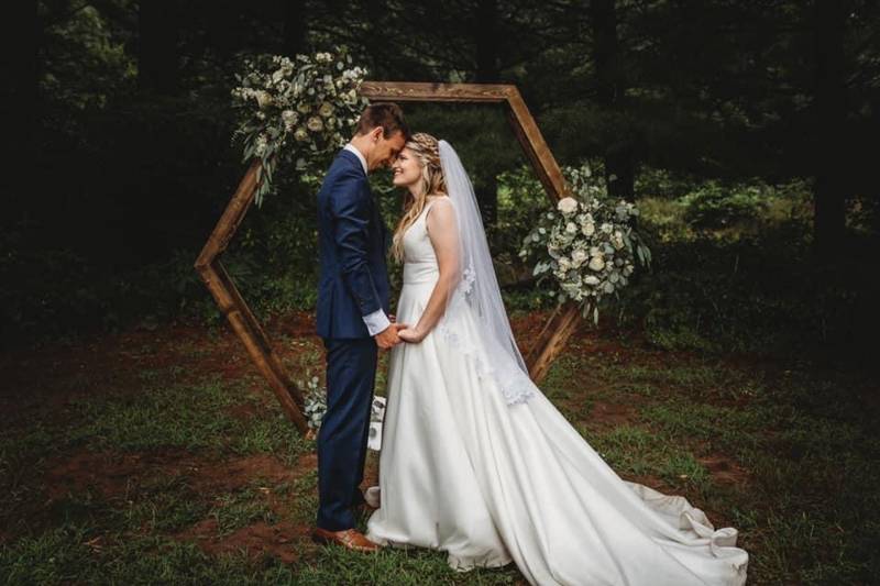 1154572-41571-l-56483Te2UJaq