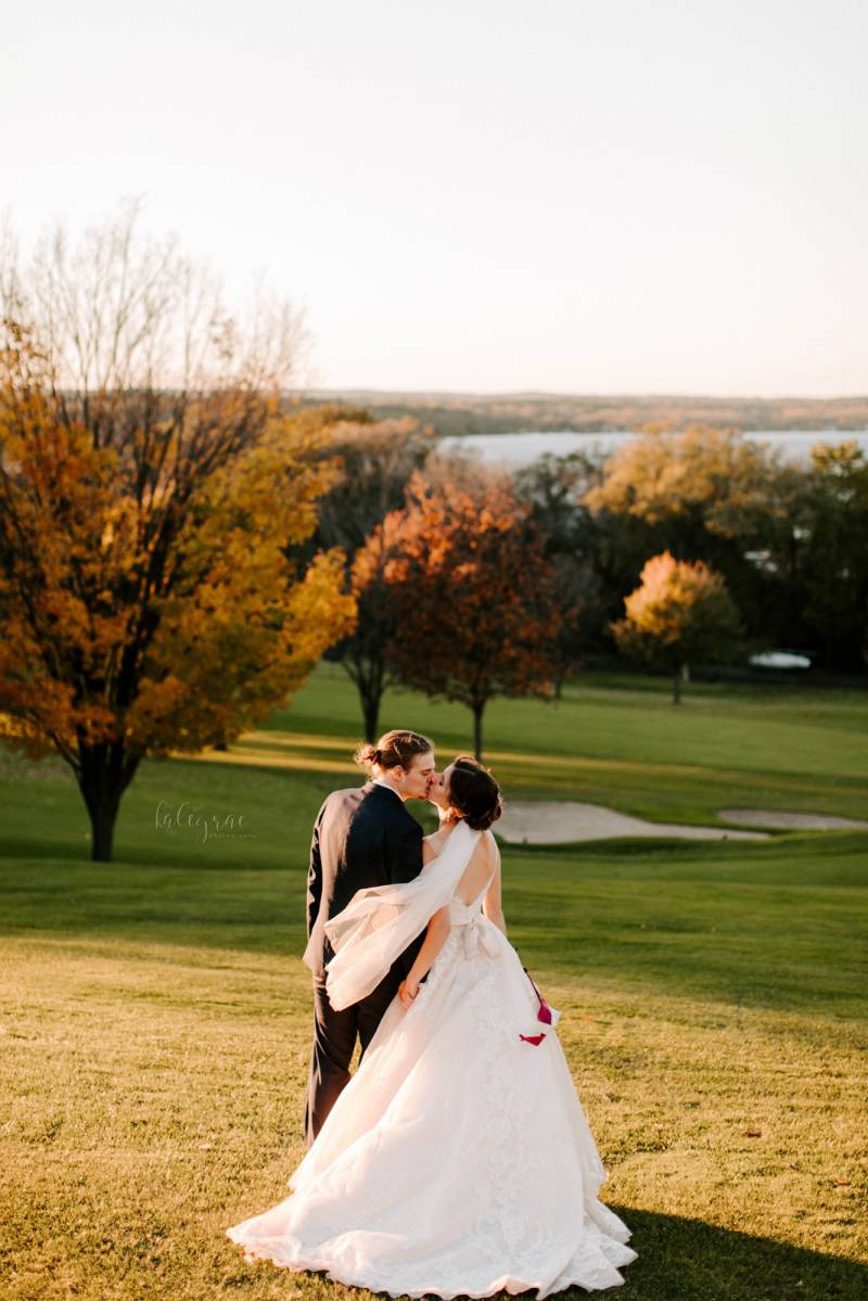 935687-6477-l-56483ATu7UGA