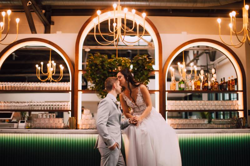 1155998-15143-l-56483rEReDYV