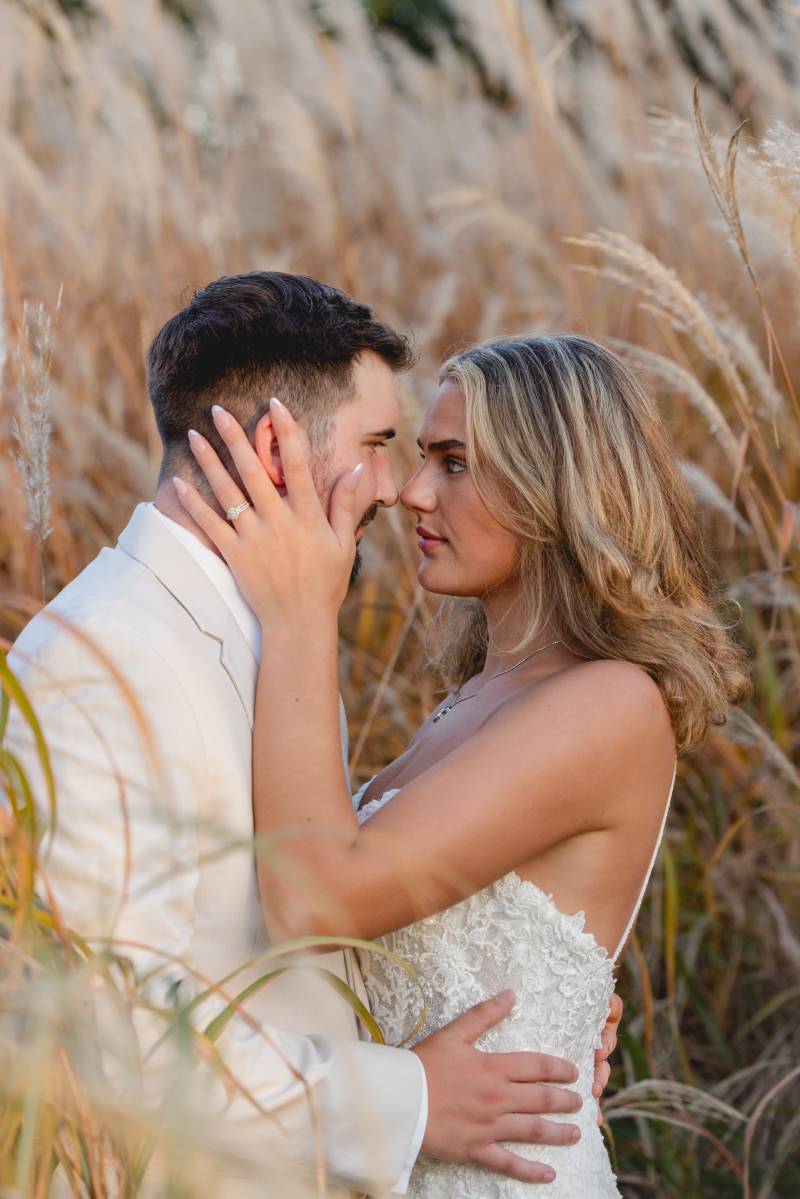 1224881-49192-l-56483AhaQanA