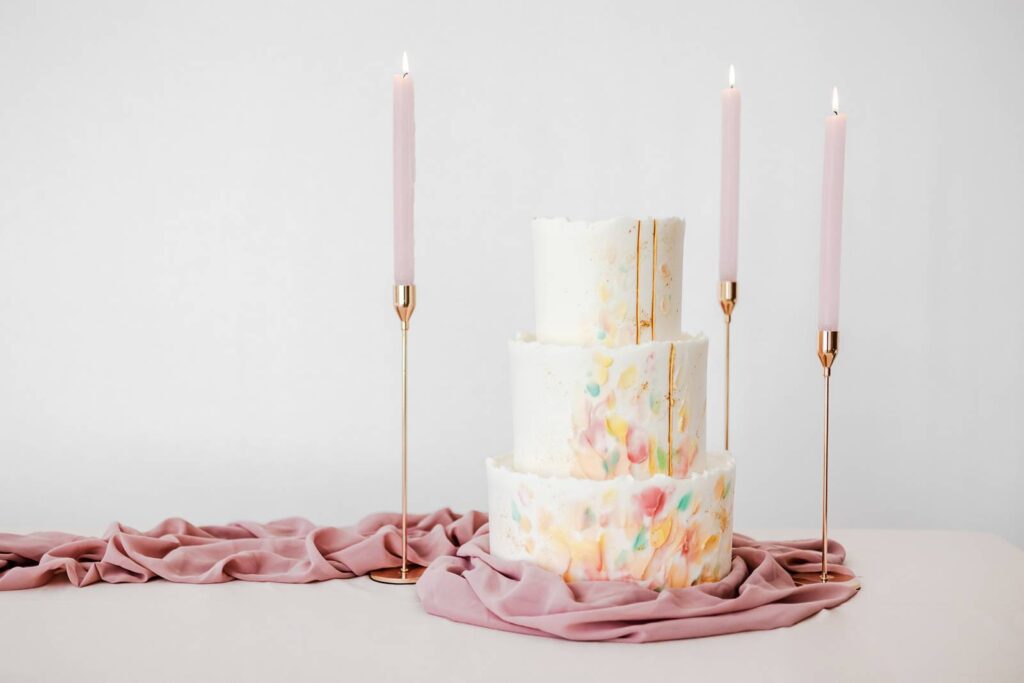 VENDOR SPOTLIGHT | CRAIG'S CAKE SHOP | MADISON, WISCONSIN WEDDING CAKE + DESSERT BAKERY fix me 3