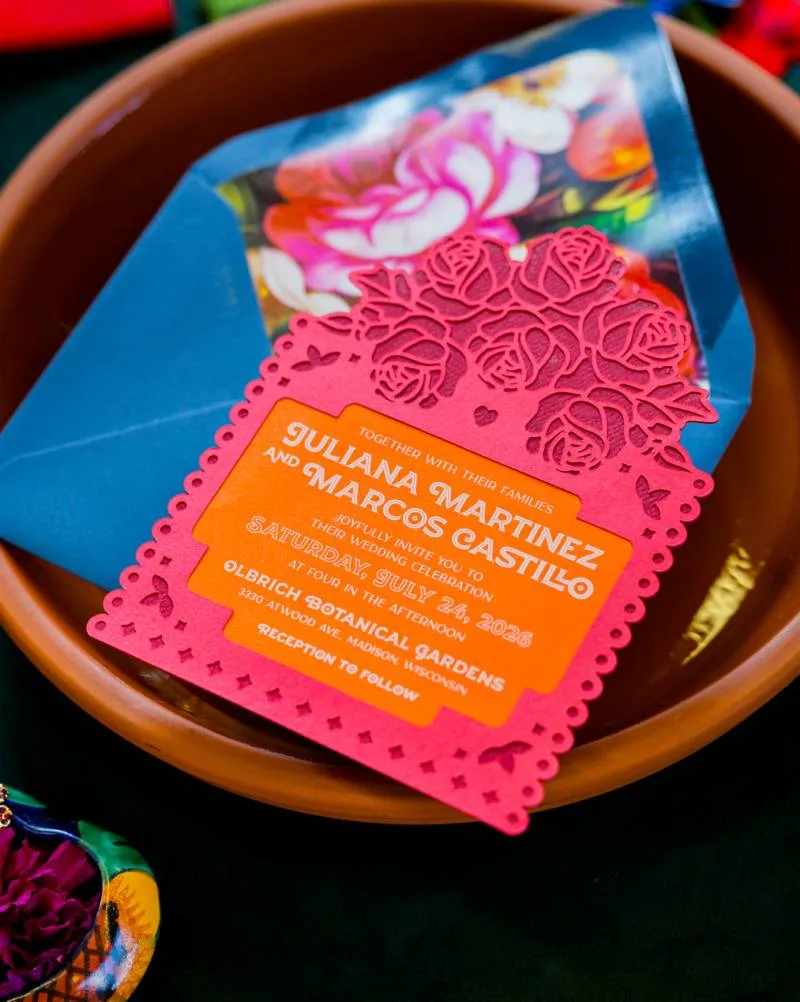 1235144-36932-l-56483ZEVUVug