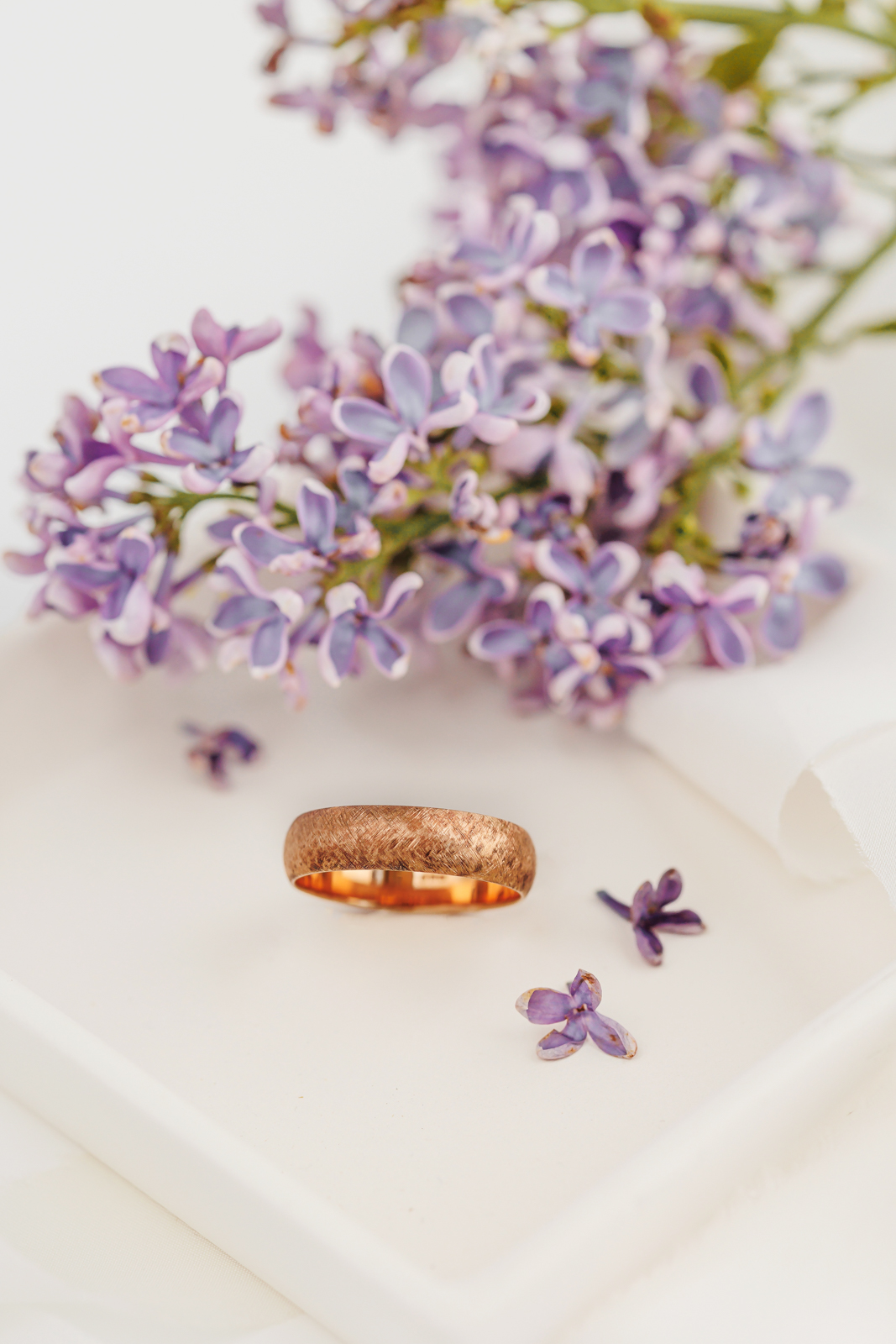 Comfort Fit Florentine Finish Band