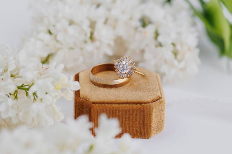 TOP TRENDING WEDDING + ENGAGEMENT RING STYLES FOR 2023