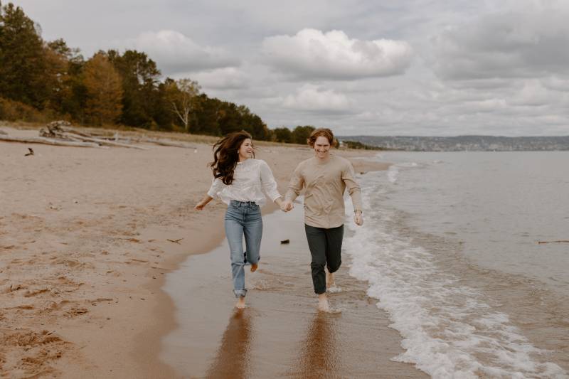 1206552-49828-l-564835UtUpum