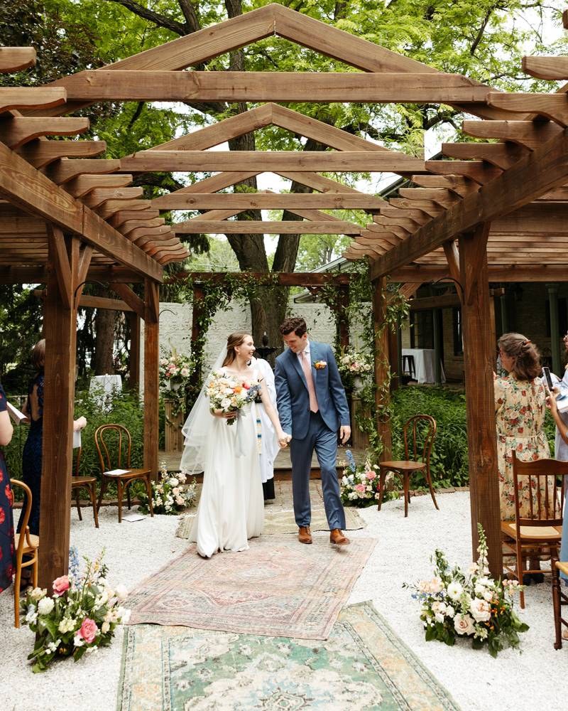 1188322-45017-l-564833UdEXAd