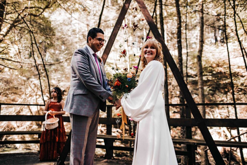 TWO CULTURES COME TOGETHER IN AN INTIMATE AND COLORFUL WISCONSIN DELLS WEDDING ON THE WATER | SARAH + ERIC