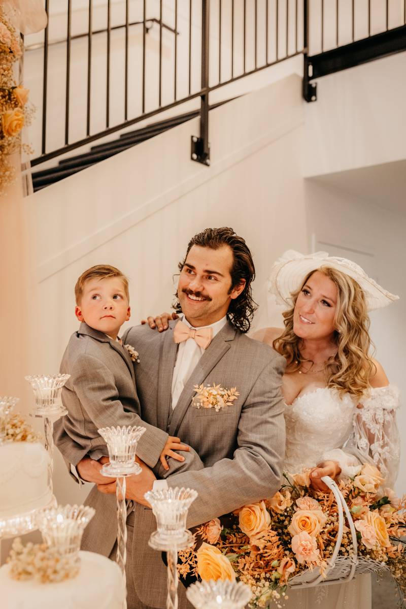 1221221-50289-l-56483aNabAjy